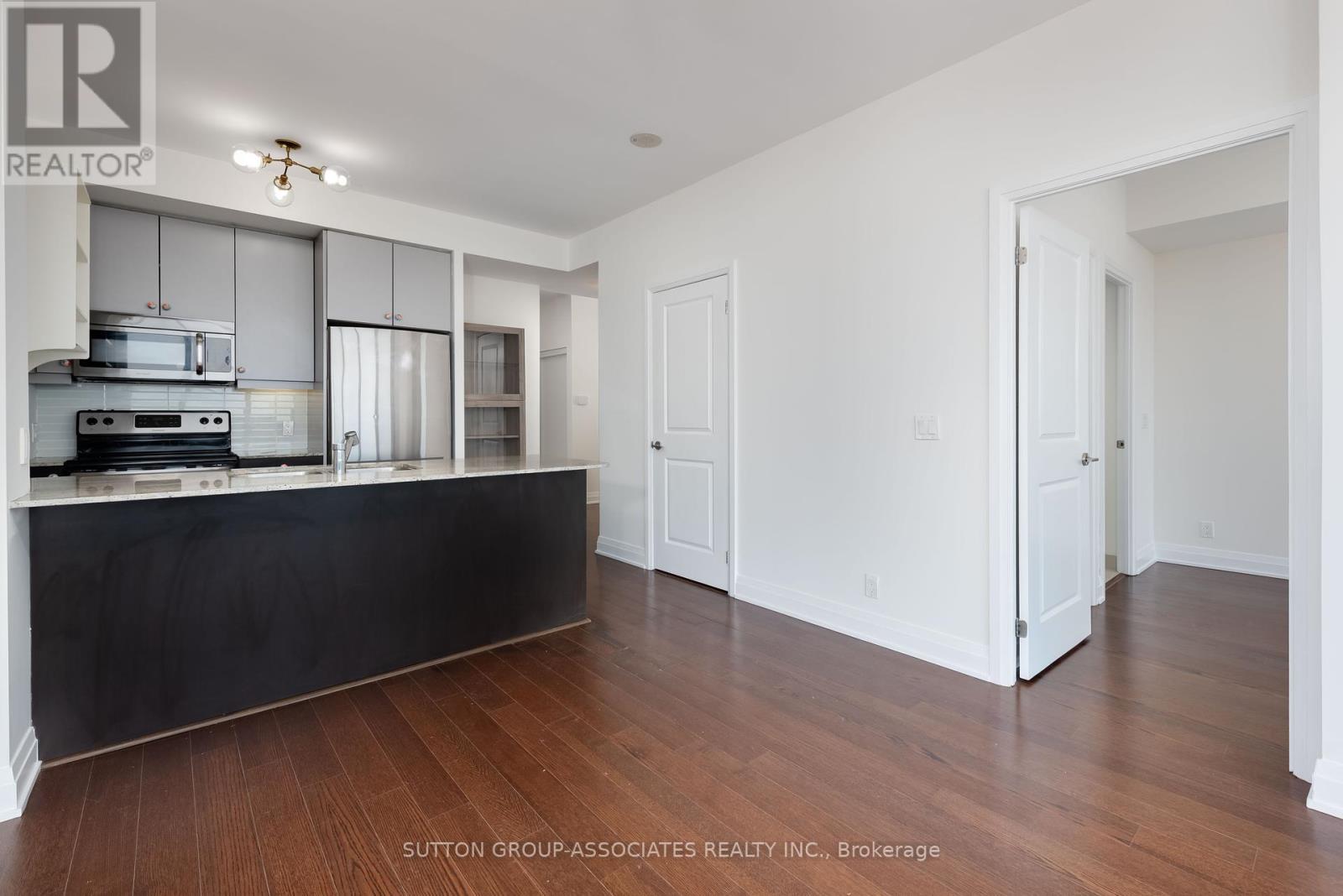 1502 - 530 St. Clair Avenue W, Toronto, Ontario  M6C 0A2 - Photo 10 - C12409762