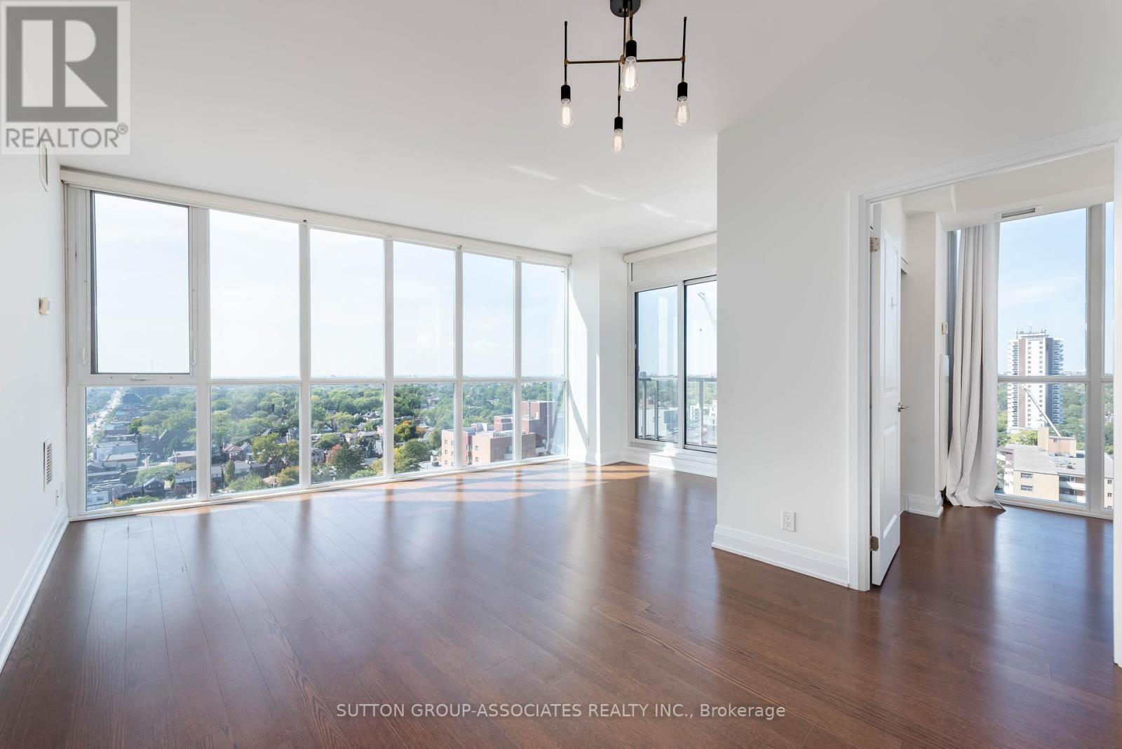 1502 - 530 St. Clair Avenue W, Toronto, Ontario  M6C 0A2 - Photo 11 - C12409762