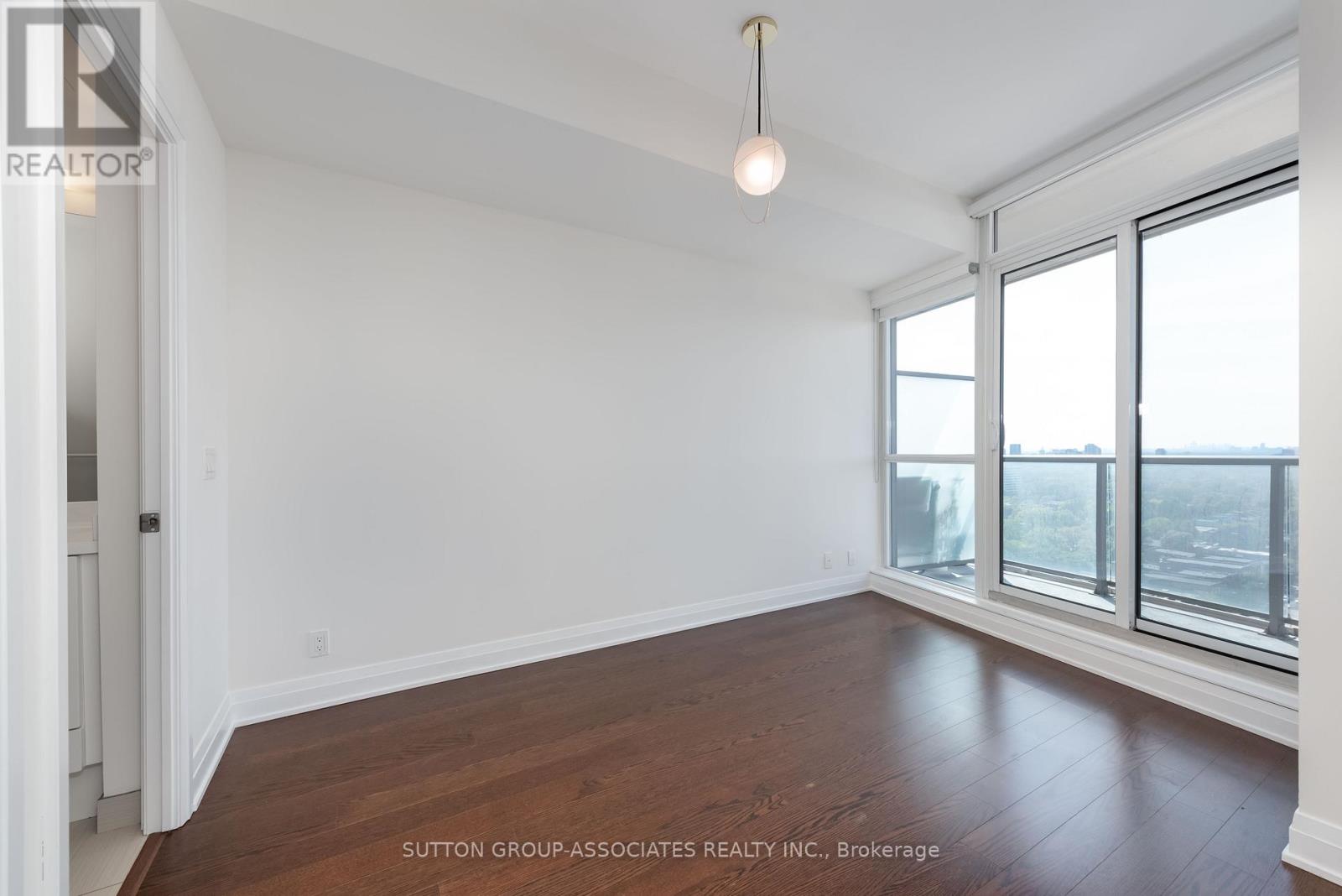 1502 - 530 St. Clair Avenue W, Toronto, Ontario  M6C 0A2 - Photo 18 - C12409762