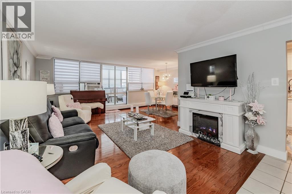 65 Westmount Road N Unit# 801, Waterloo, Ontario  N2L 5G6 - Photo 7 - 40770698