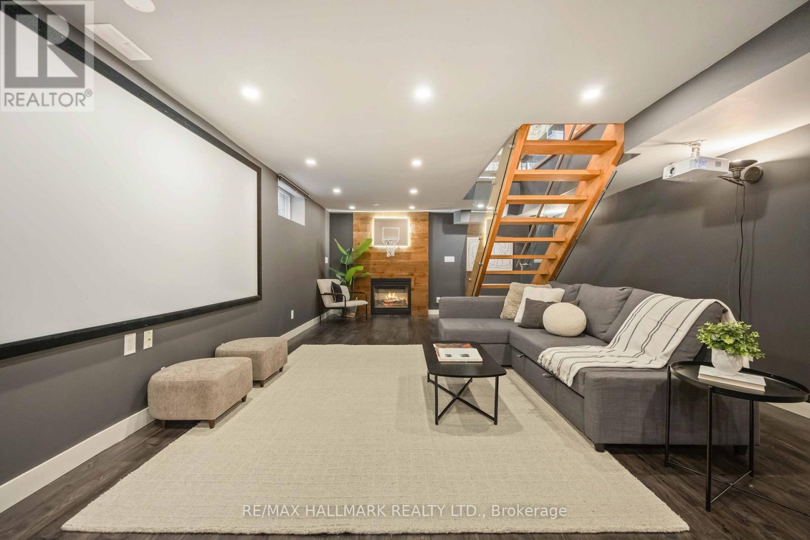 386 Woodgrange Avenue, Pickering (Rosebank), Ontario  L1W 2B3 - Photo 34 - E12409792