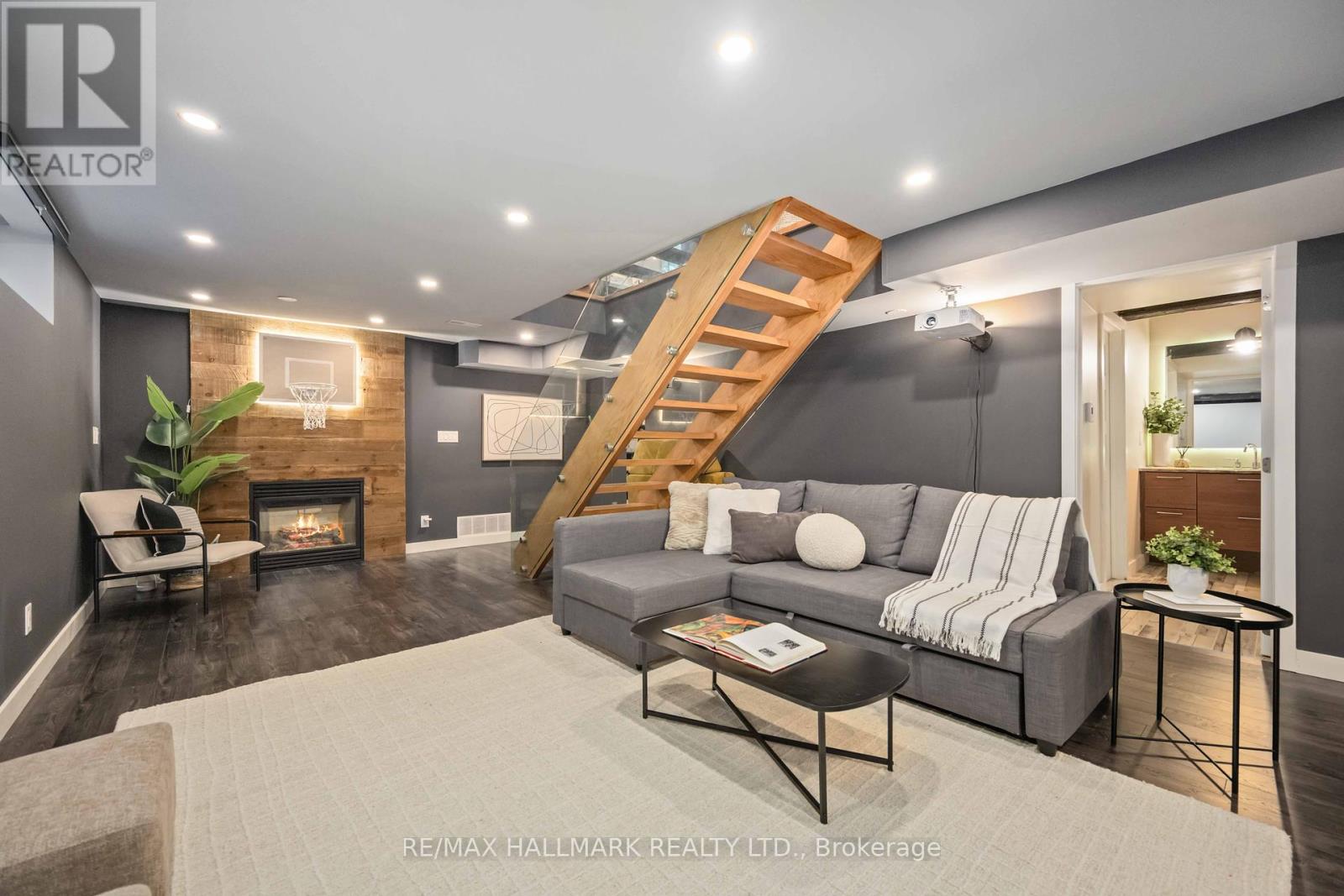 386 Woodgrange Avenue, Pickering (Rosebank), Ontario  L1W 2B3 - Photo 35 - E12409792