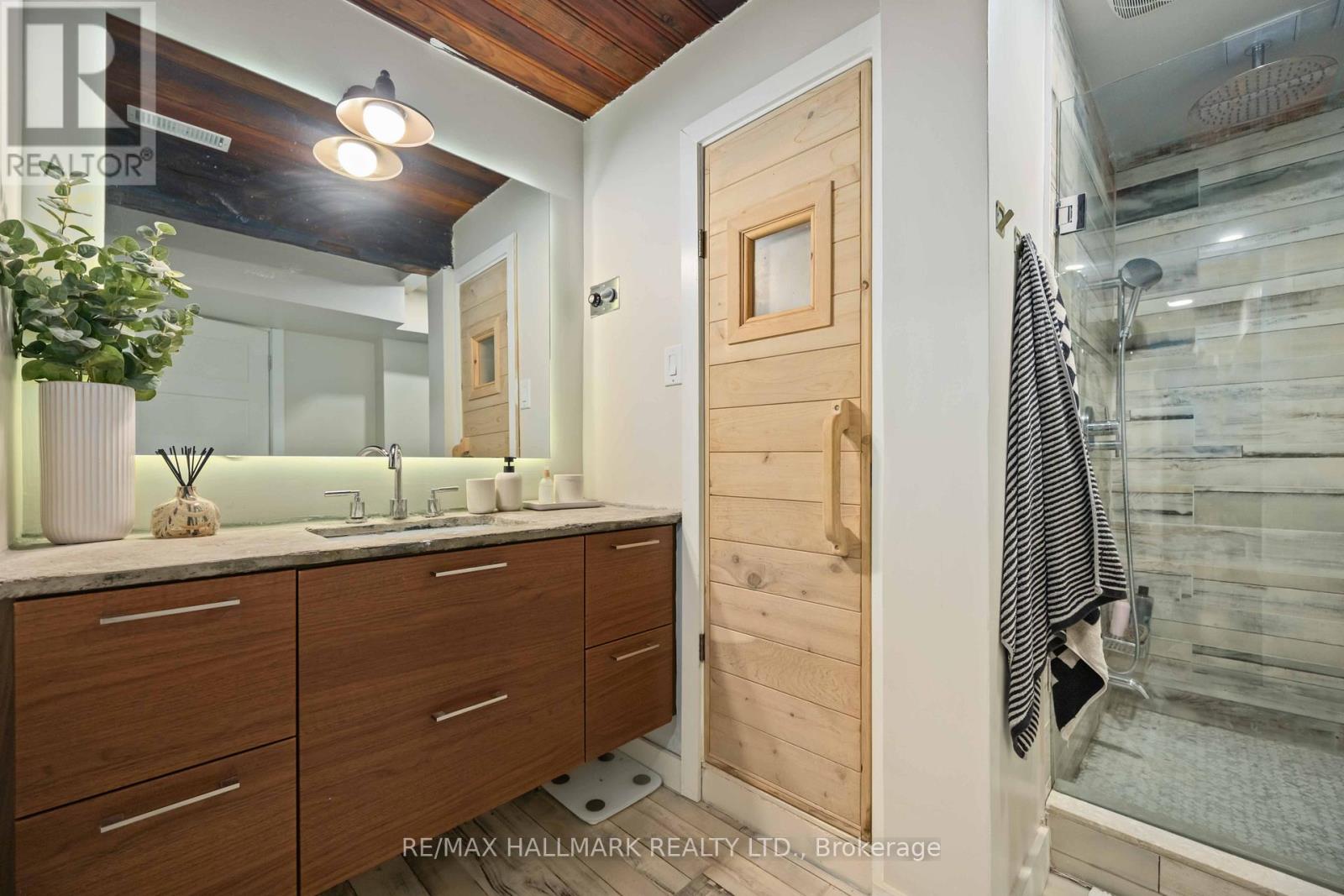 386 Woodgrange Avenue, Pickering (Rosebank), Ontario  L1W 2B3 - Photo 40 - E12409792