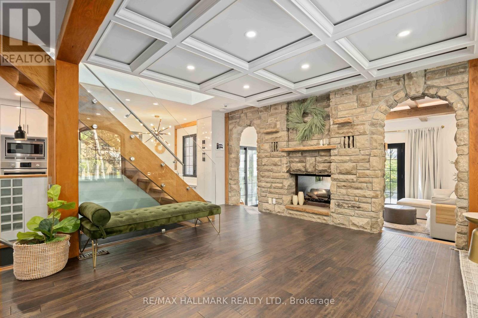 386 Woodgrange Avenue, Pickering (Rosebank), Ontario  L1W 2B3 - Photo 9 - E12409792