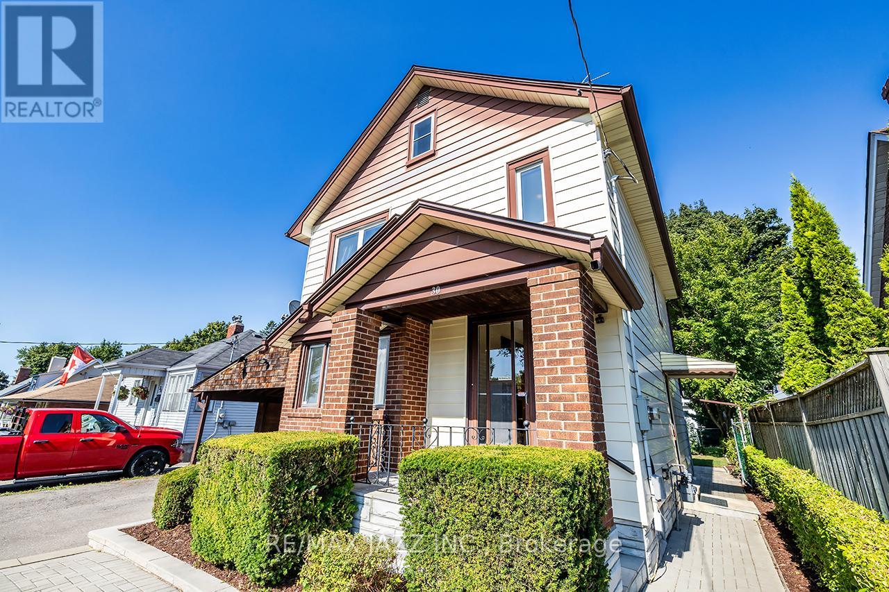 30 Thomas Street, Oshawa, Ontario  L1H 3W5 - Photo 4 - E12409933