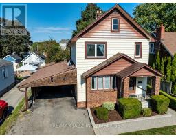 30 THOMAS STREET, Oshawa, Ontario