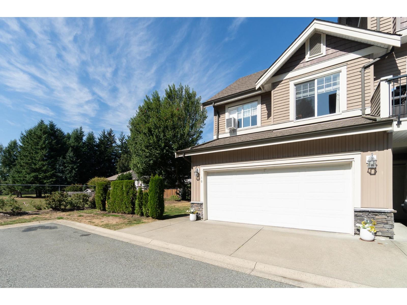 10 32792 LIGHTBODY COURT, Mission, British Columbia