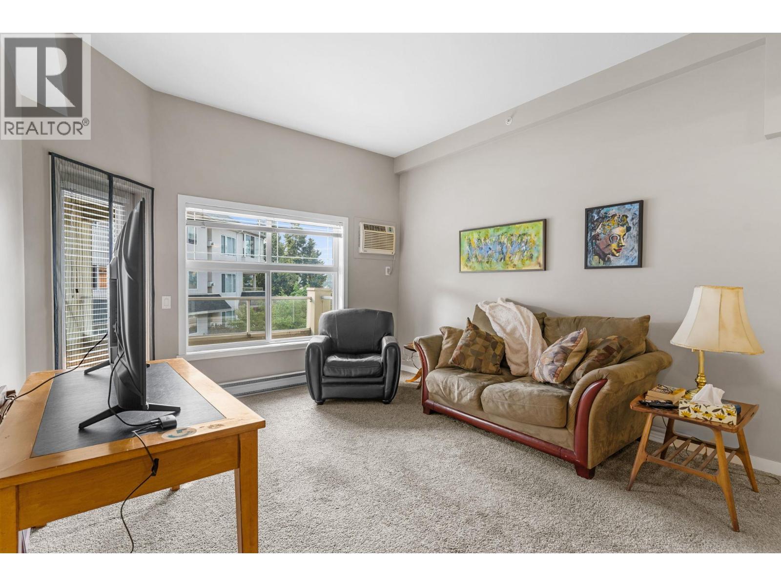 515 Houghton Road Unit# 311, Kelowna, British Columbia