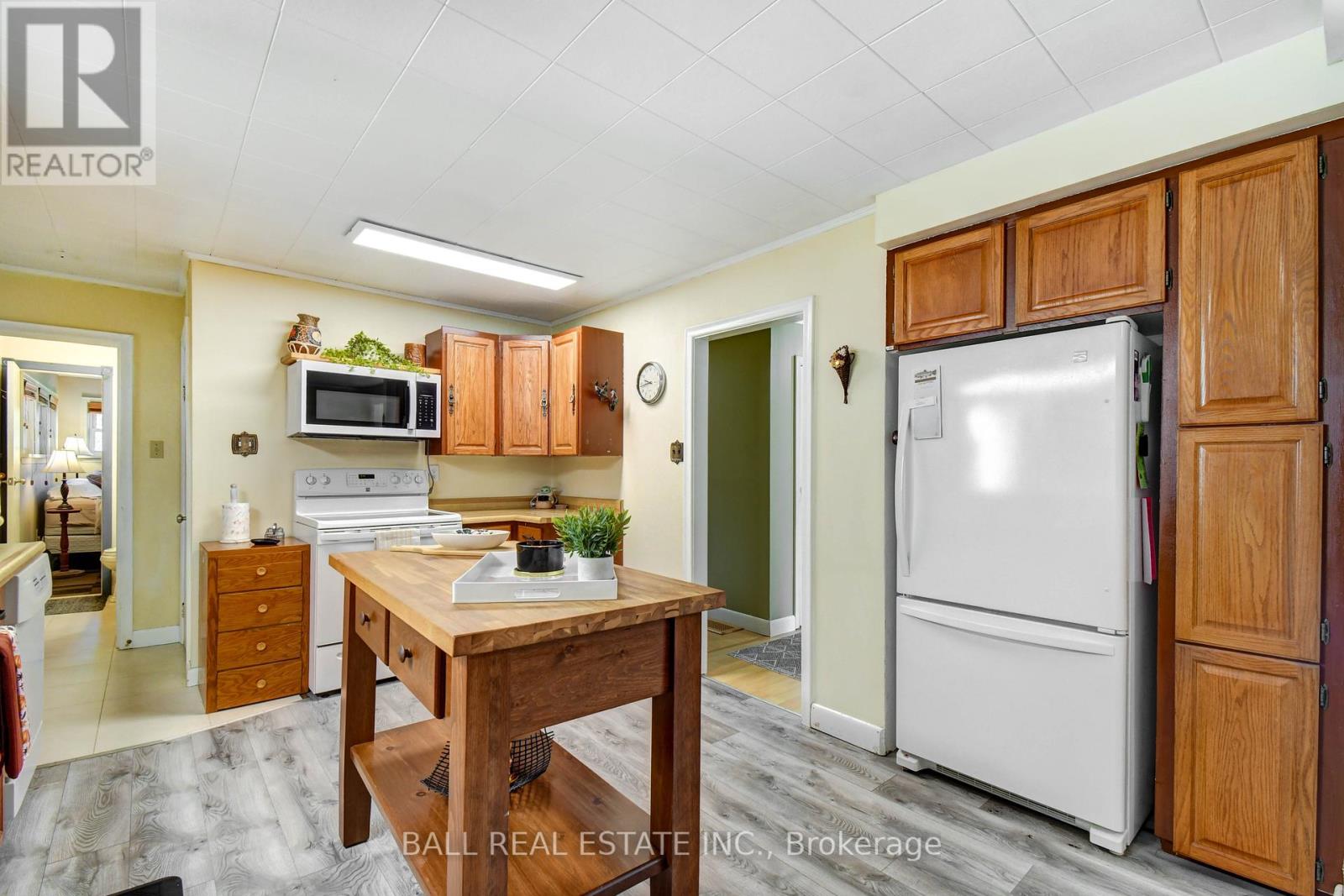 27437 Highway 62, Bancroft, Ontario  K0L 1C0 - Photo 15 - X12409942