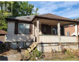 1019 Brewer Street, Peterborough (Town Ward 3), Ca