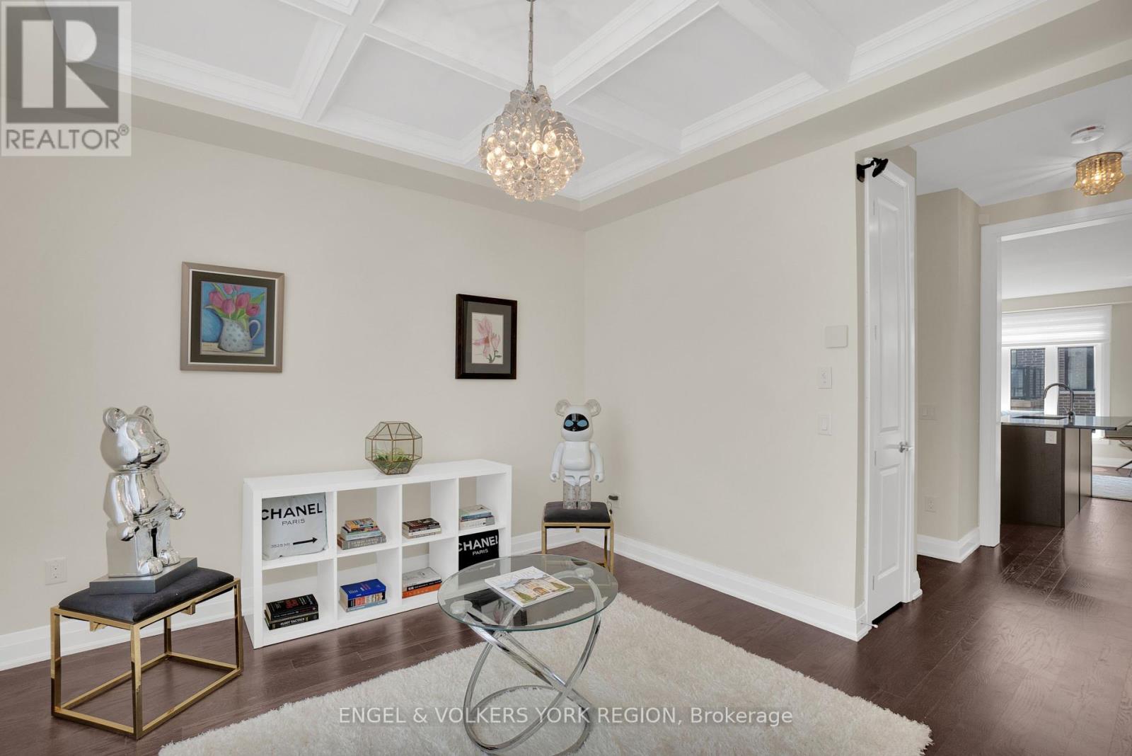 29 Nardini Lane N, Richmond Hill (South Richvale), Ontario  L4C 1C2 - Photo 8 - N12409737