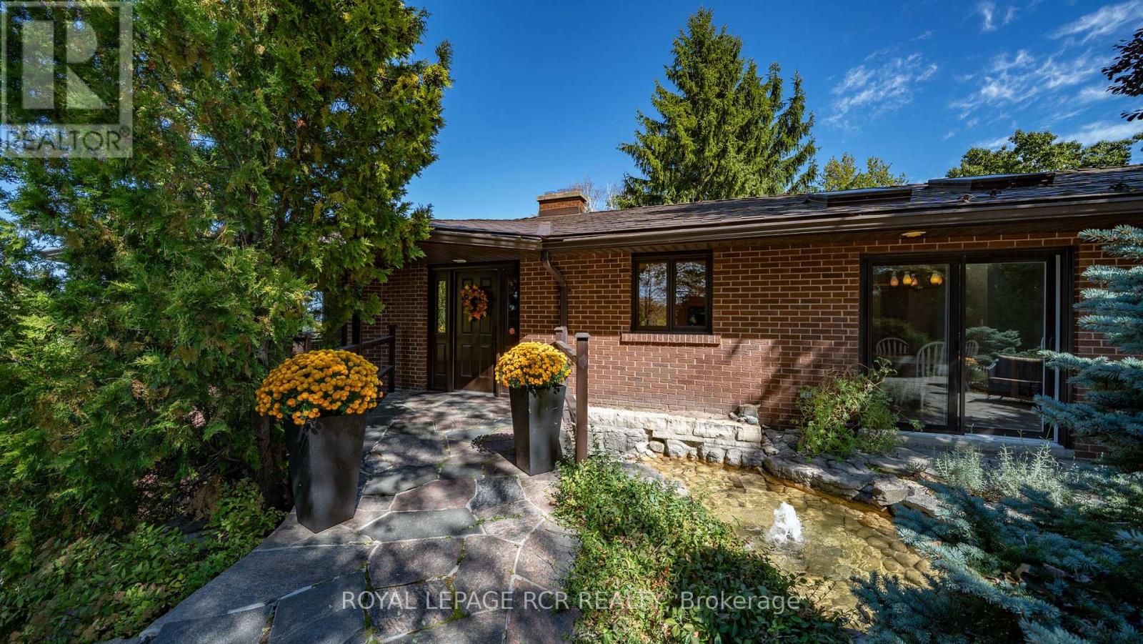 15735 Highway 27, King, Ontario  L0G 1T0 - Photo 4 - N12409781