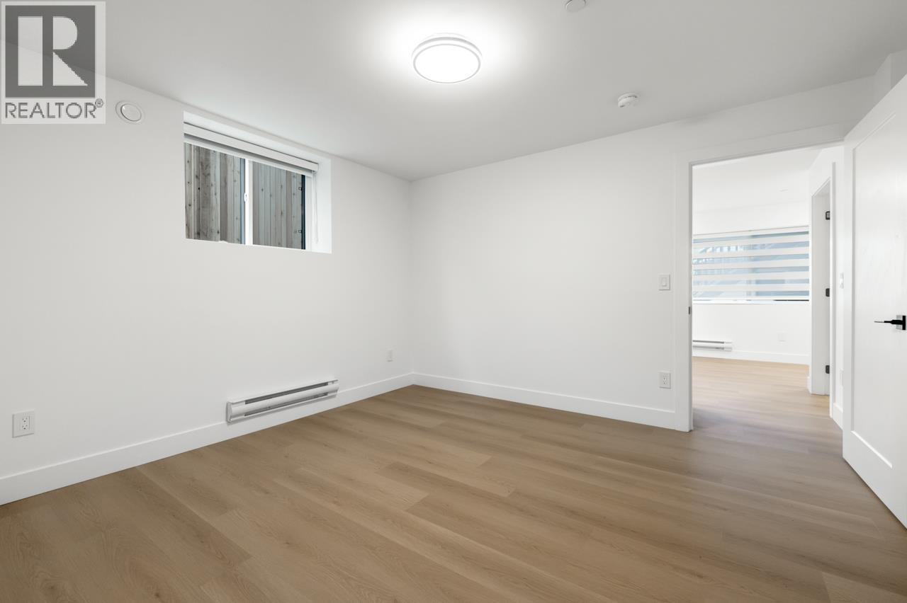 1724 E 64th Avenue, Vancouver, British Columbia  V5P 2M7 - Photo 24 - R3049035