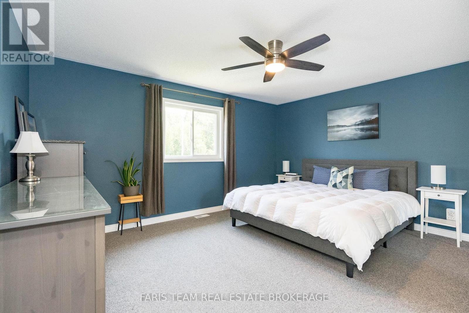 33 Georgias Walk, Tay (Victoria Harbour), Ontario  L0K 2A0 - Photo 14 - S12409765