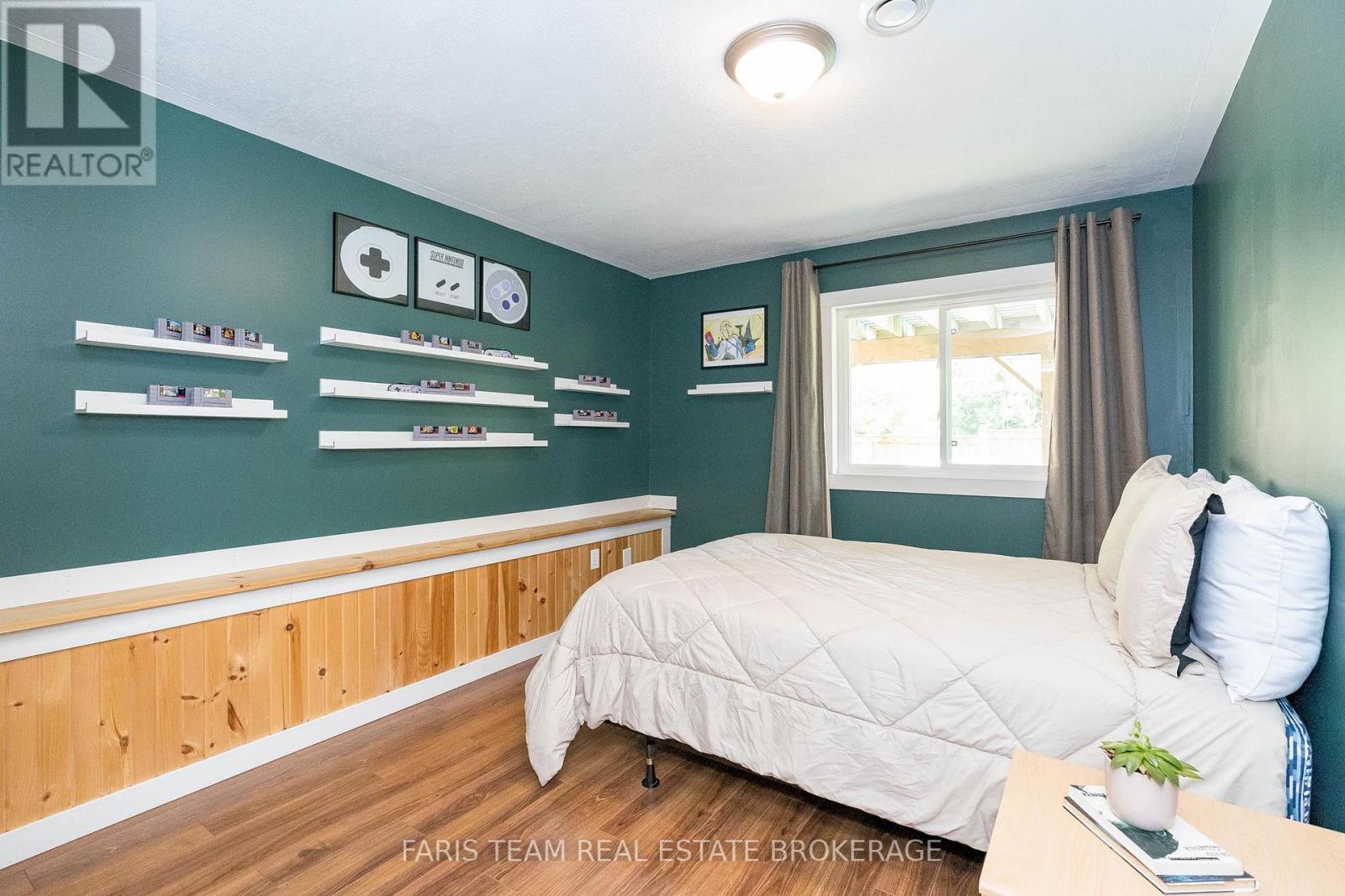 33 Georgias Walk, Tay (Victoria Harbour), Ontario  L0K 2A0 - Photo 22 - S12409765