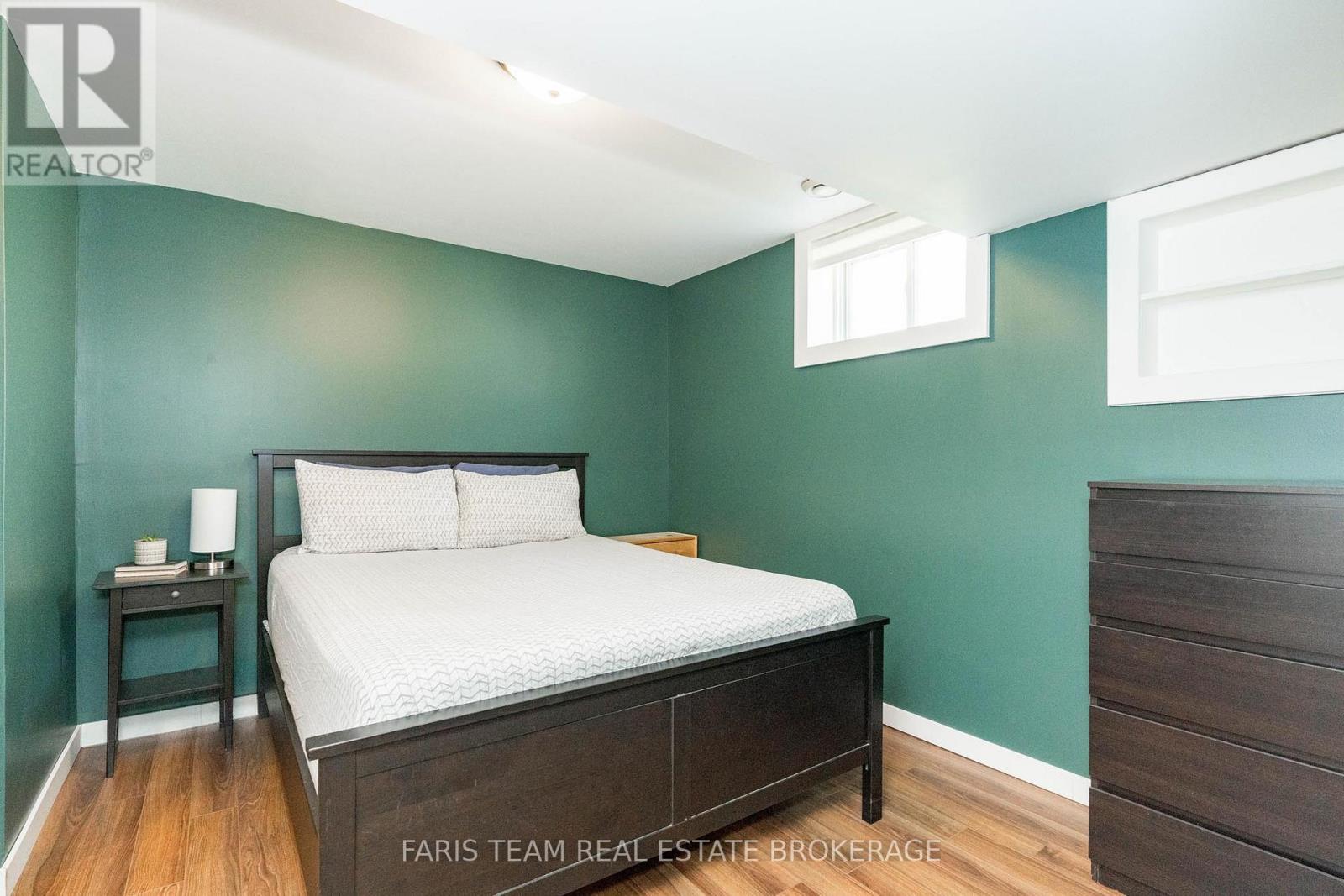 33 Georgias Walk, Tay (Victoria Harbour), Ontario  L0K 2A0 - Photo 23 - S12409765
