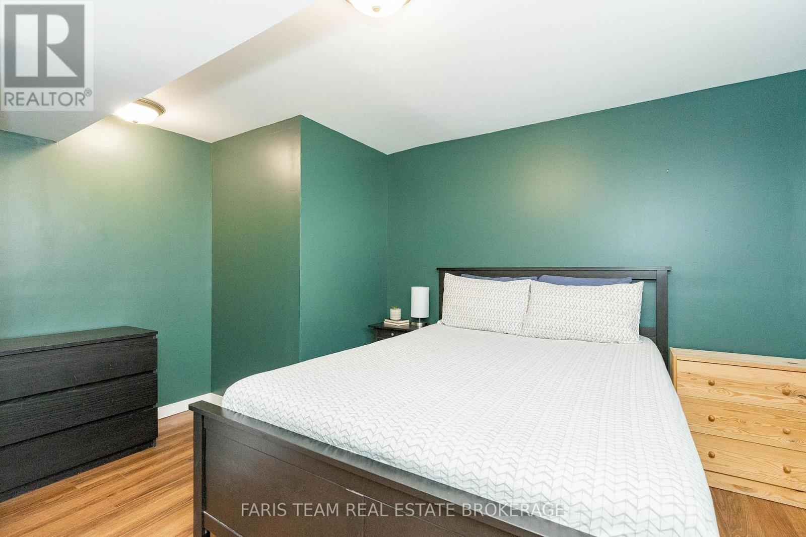 33 Georgias Walk, Tay (Victoria Harbour), Ontario  L0K 2A0 - Photo 24 - S12409765