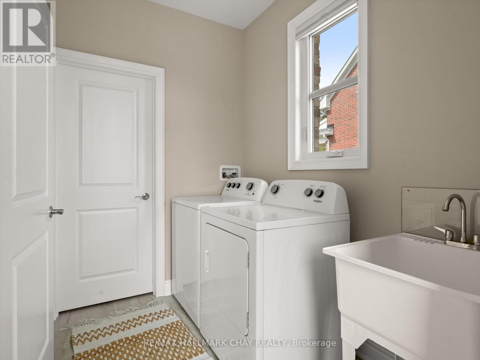 213 Mary Street, Clearview, Ontario  L0M 1G0 - Photo 28 - S12409795