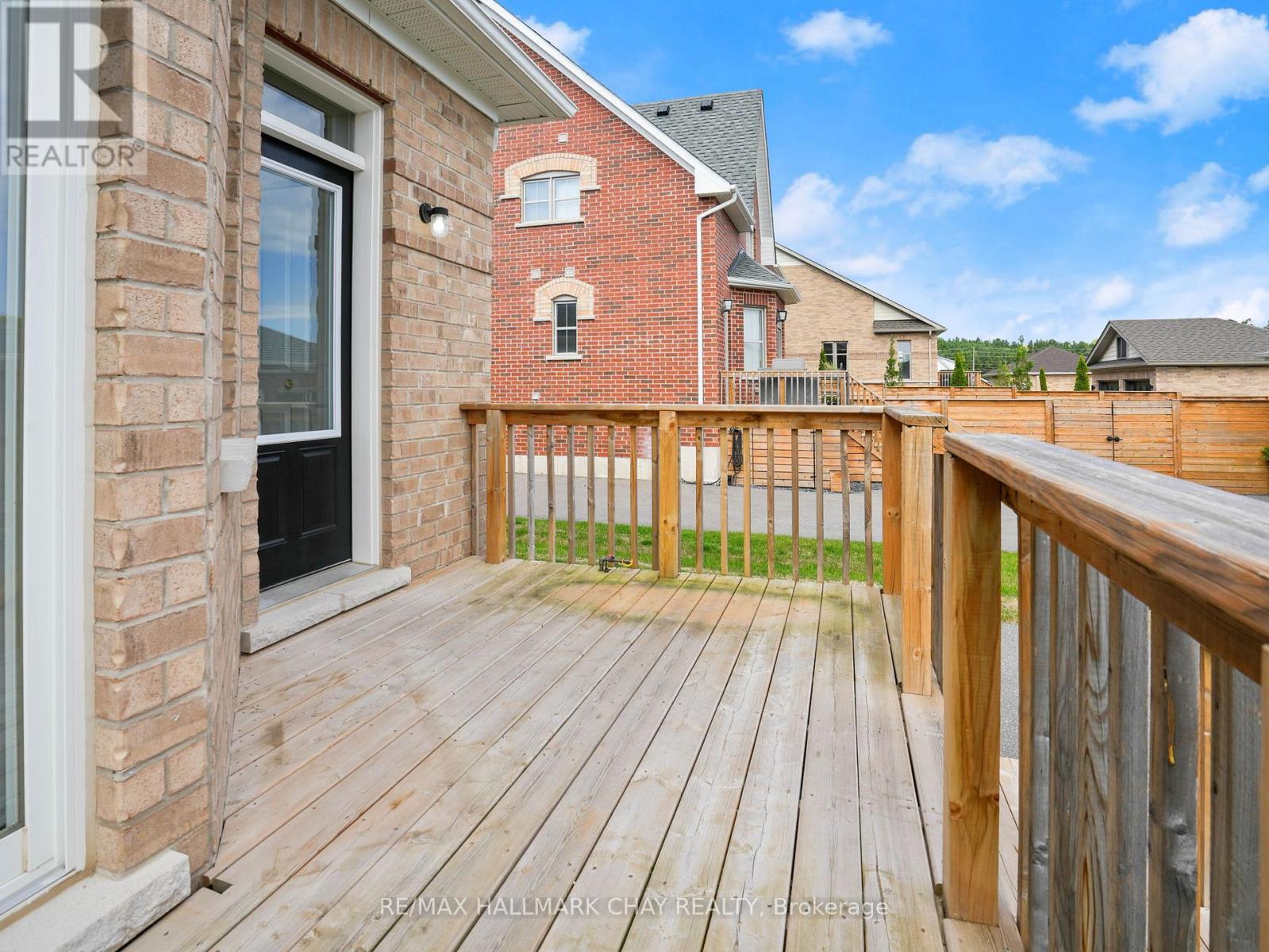 213 Mary Street, Clearview, Ontario  L0M 1G0 - Photo 41 - S12409795