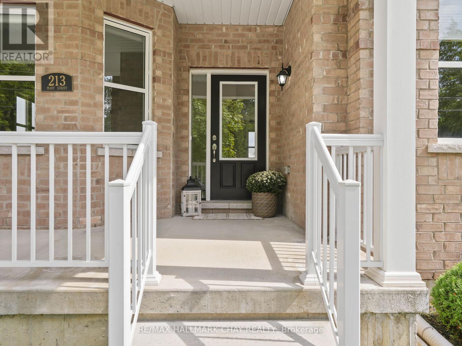 213 Mary Street, Clearview, Ontario  L0M 1G0 - Photo 43 - S12409795