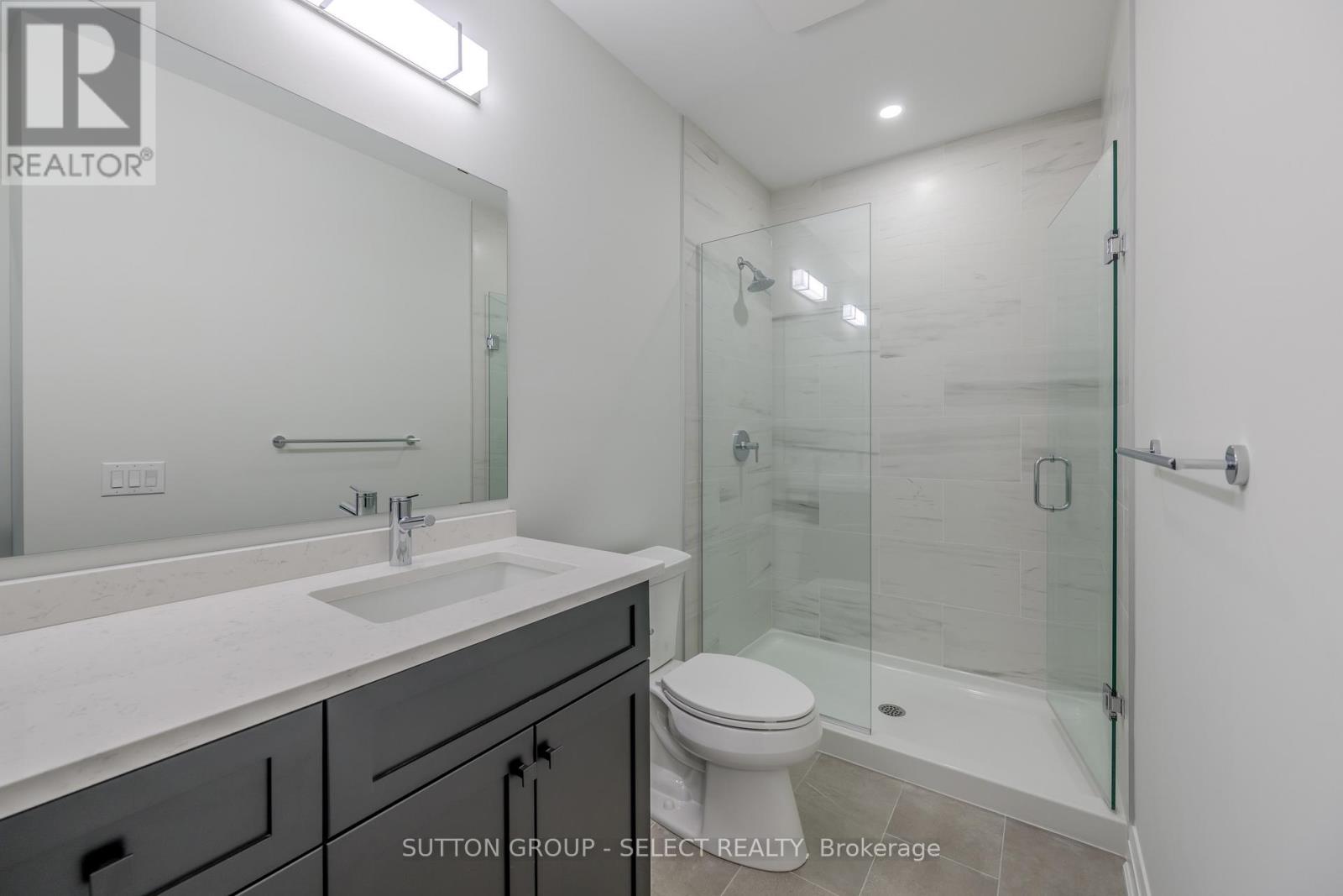 207 - 1975 Fountain Grass Drive, London South, Ontario  N6K 0M3 - Photo 12 - X12409627