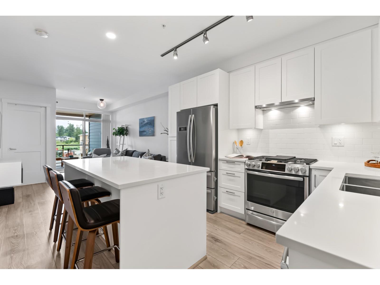 322 20673 78 Avenue, Langley, British Columbia  V2Y 3K1 - Photo 1 - R3049117