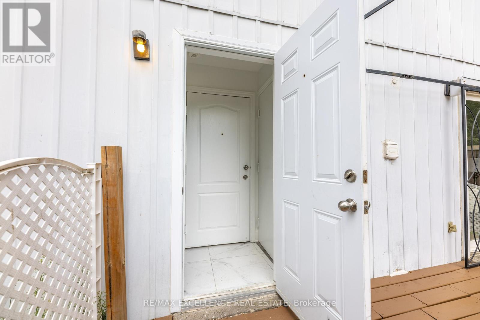 20 Hedgeson Court, Brampton, Ontario  L6S 1P2 - Photo 24 - W12409726