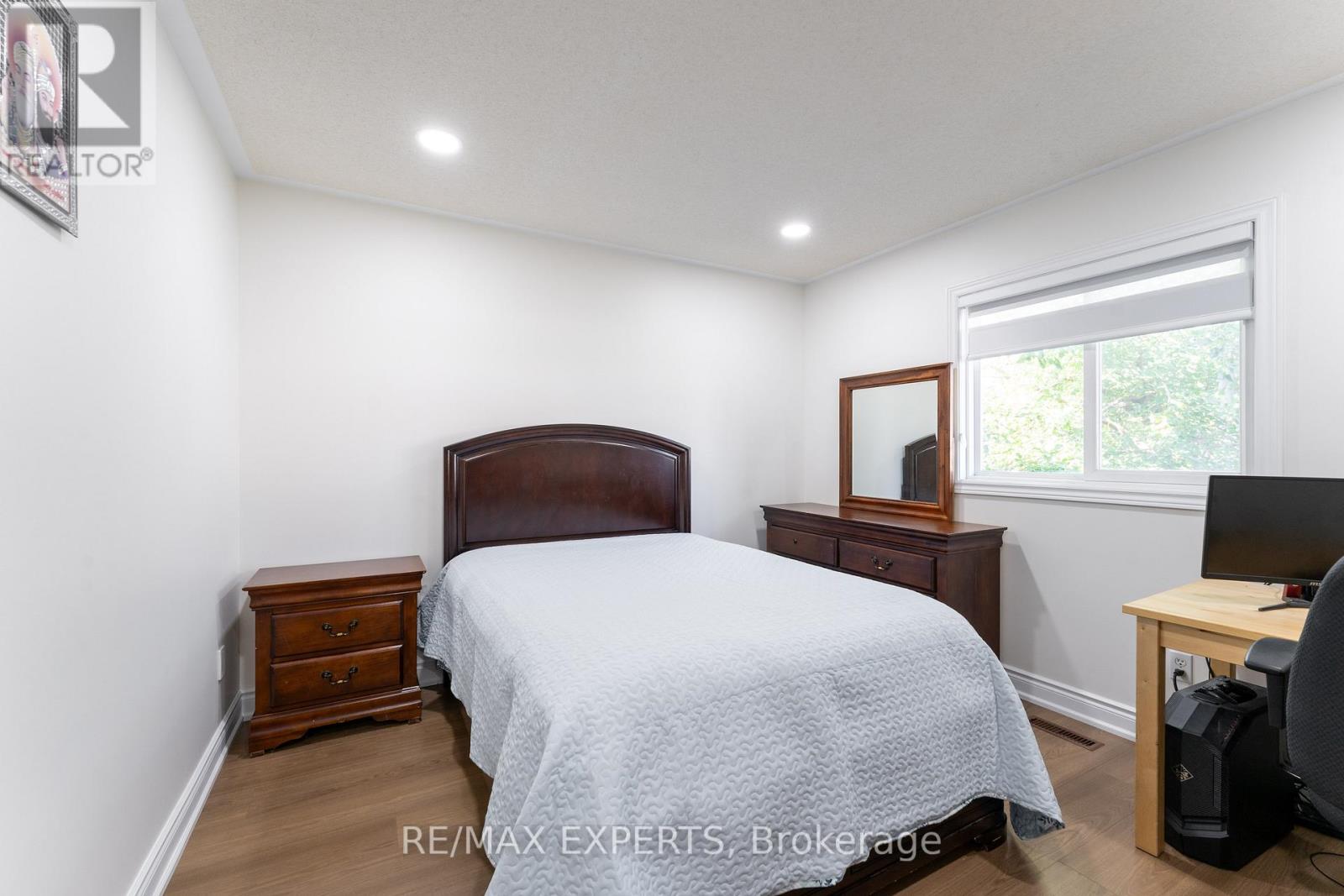 39 Softneedle Avenue, Brampton (Sandringham-Wellington), Ontario  L6R 1K4 - Photo 26 - W12409743