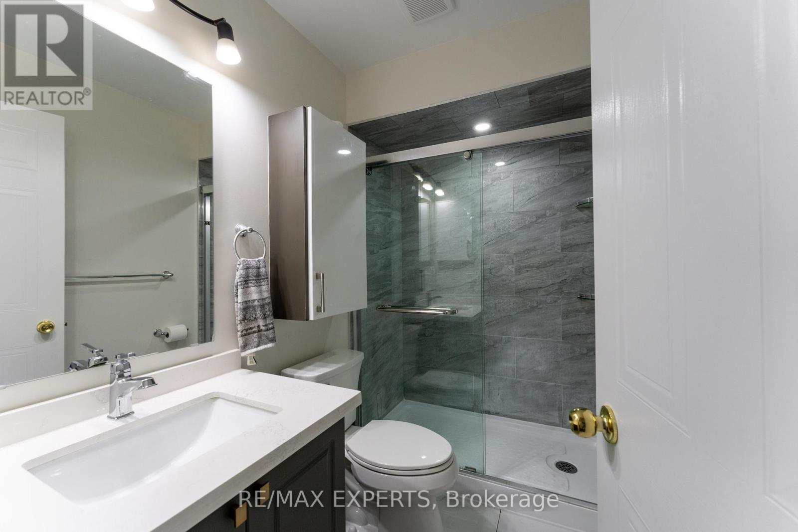 39 Softneedle Avenue, Brampton (Sandringham-Wellington), Ontario  L6R 1K4 - Photo 29 - W12409743