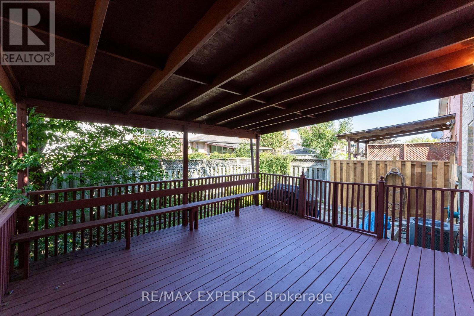 39 Softneedle Avenue, Brampton (Sandringham-Wellington), Ontario  L6R 1K4 - Photo 41 - W12409743