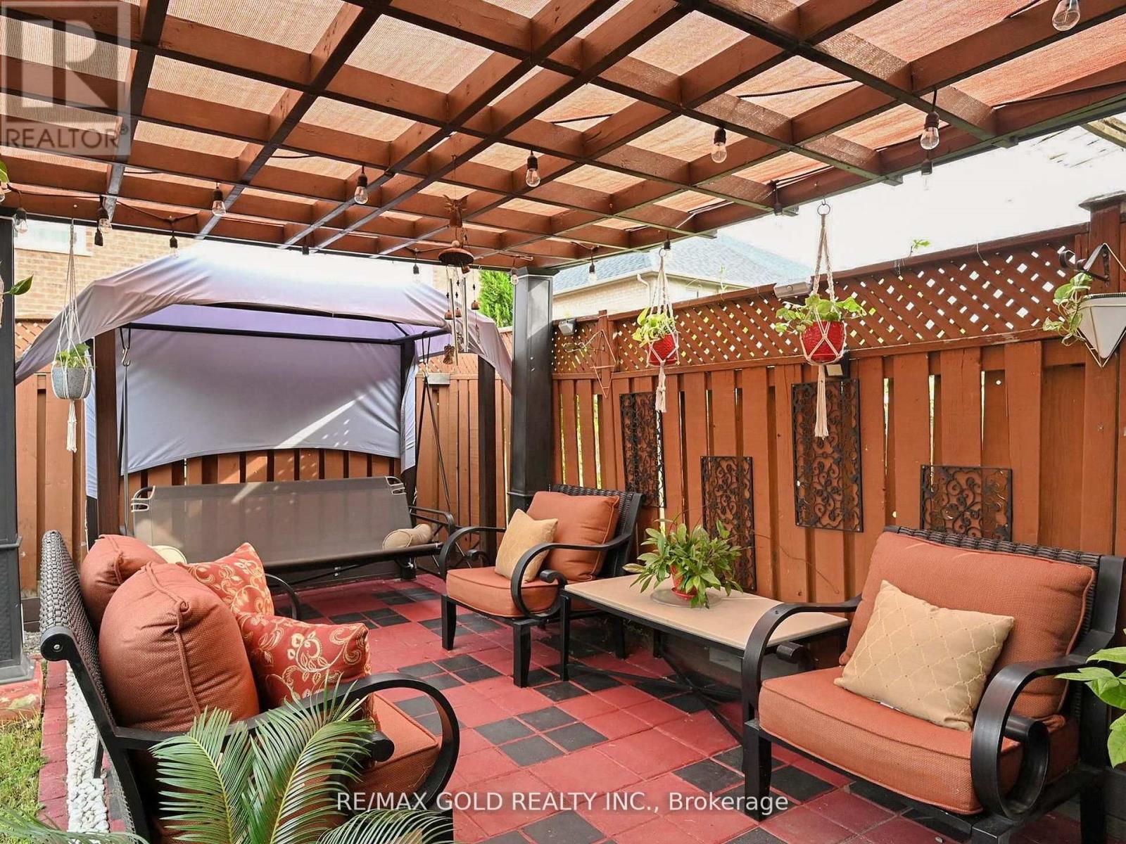 172 Desert Sand Drive, Brampton (Sandringham-Wellington), Ontario  L6R 1P8 - Photo 33 - W12409761