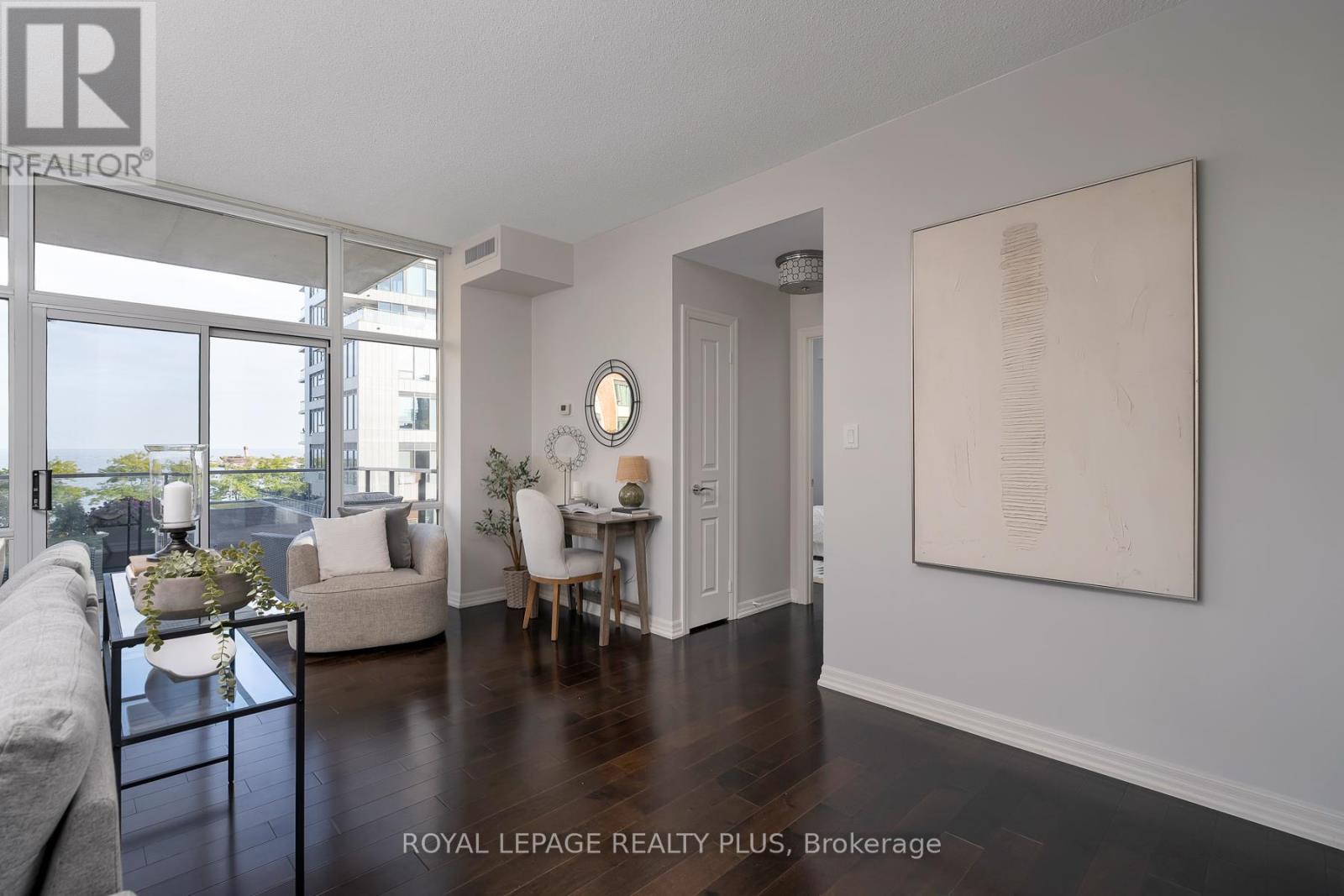 410 - 70 Port Street E, Mississauga (Port Credit), Ontario  L5G 4V8 - Photo 10 - W12409766