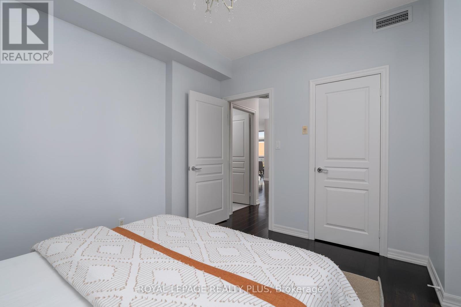 410 - 70 Port Street E, Mississauga (Port Credit), Ontario  L5G 4V8 - Photo 31 - W12409766