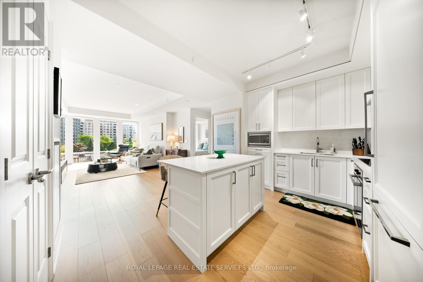 602 - 30 Old Mill Road, Toronto, Ontario  M8X 0A5 - Photo 12 - W12409770