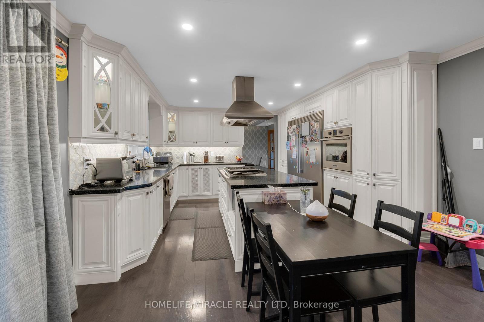 14309 Bramaleard Road, Caledon, Ontario  L7C 2P6 - Photo 11 - W12409775