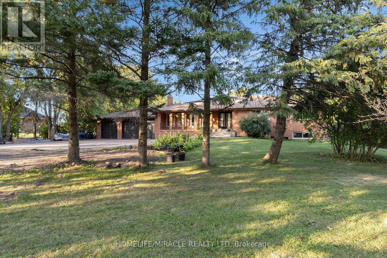 14309 Bramaleard Road, Caledon, Ontario  L7C 2P6 - Photo 3 - W12409775