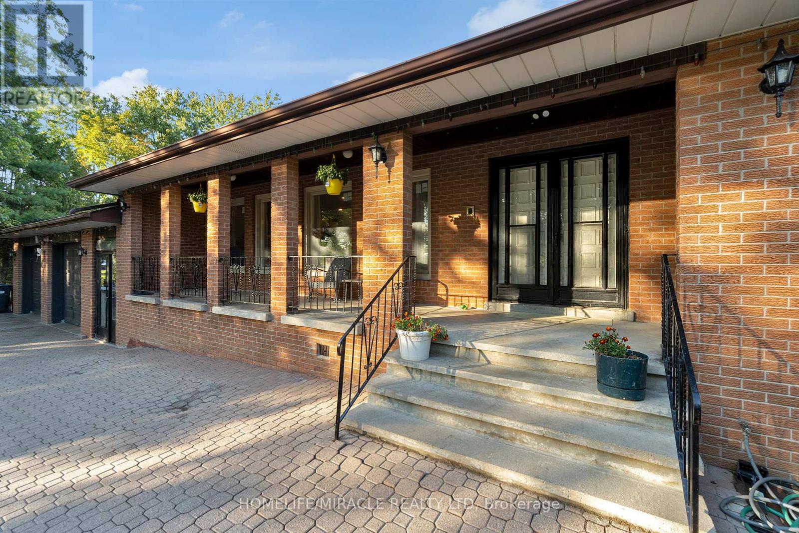 14309 Bramaleard Road, Caledon, Ontario  L7C 2P6 - Photo 6 - W12409775