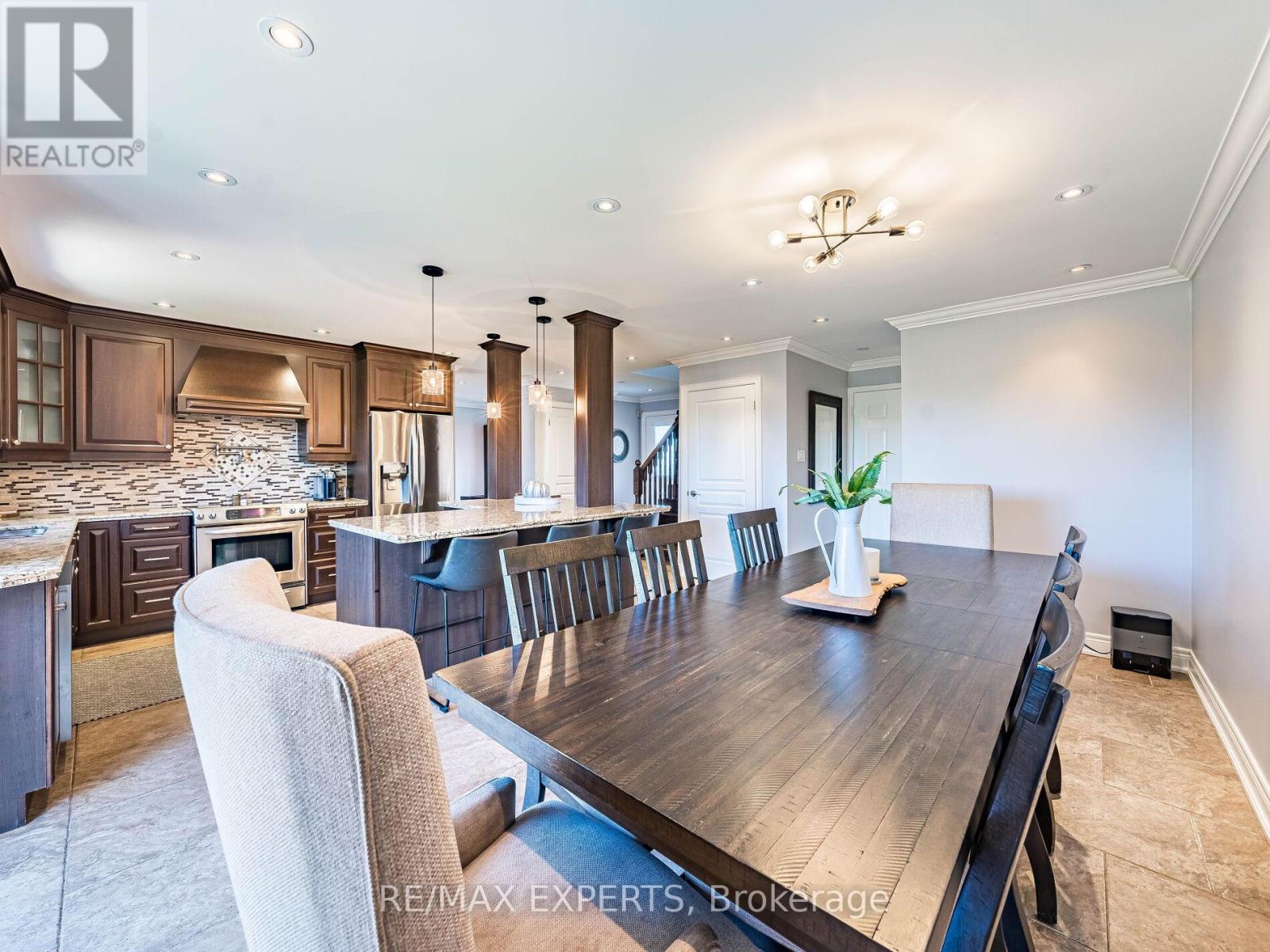 20 Foxchase Drive, Caledon, Ontario  L7E 1H7 - Photo 18 - W12409785