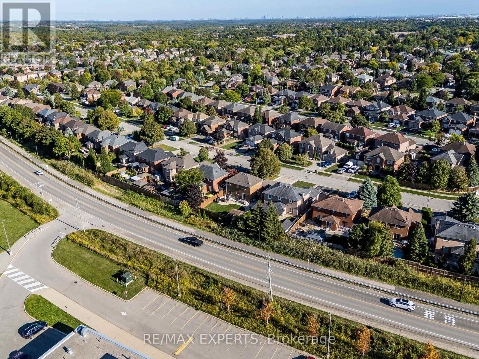 20 Foxchase Drive, Caledon, Ontario  L7E 1H7 - Photo 47 - W12409785