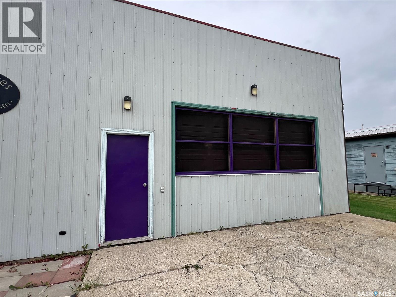 111 Railway Avenue N, Middle Lake, Saskatchewan  S0K 2X0 - Photo 3 - SK018661