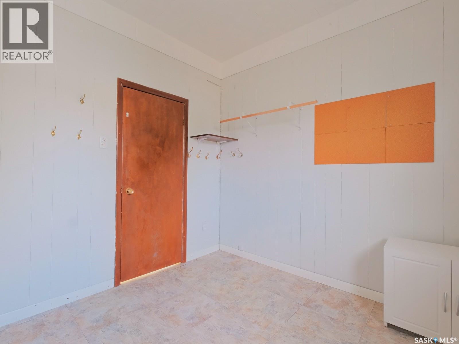 311 5th Avenue W, Biggar, Saskatchewan  S0K 0M0 - Photo 17 - SK018595
