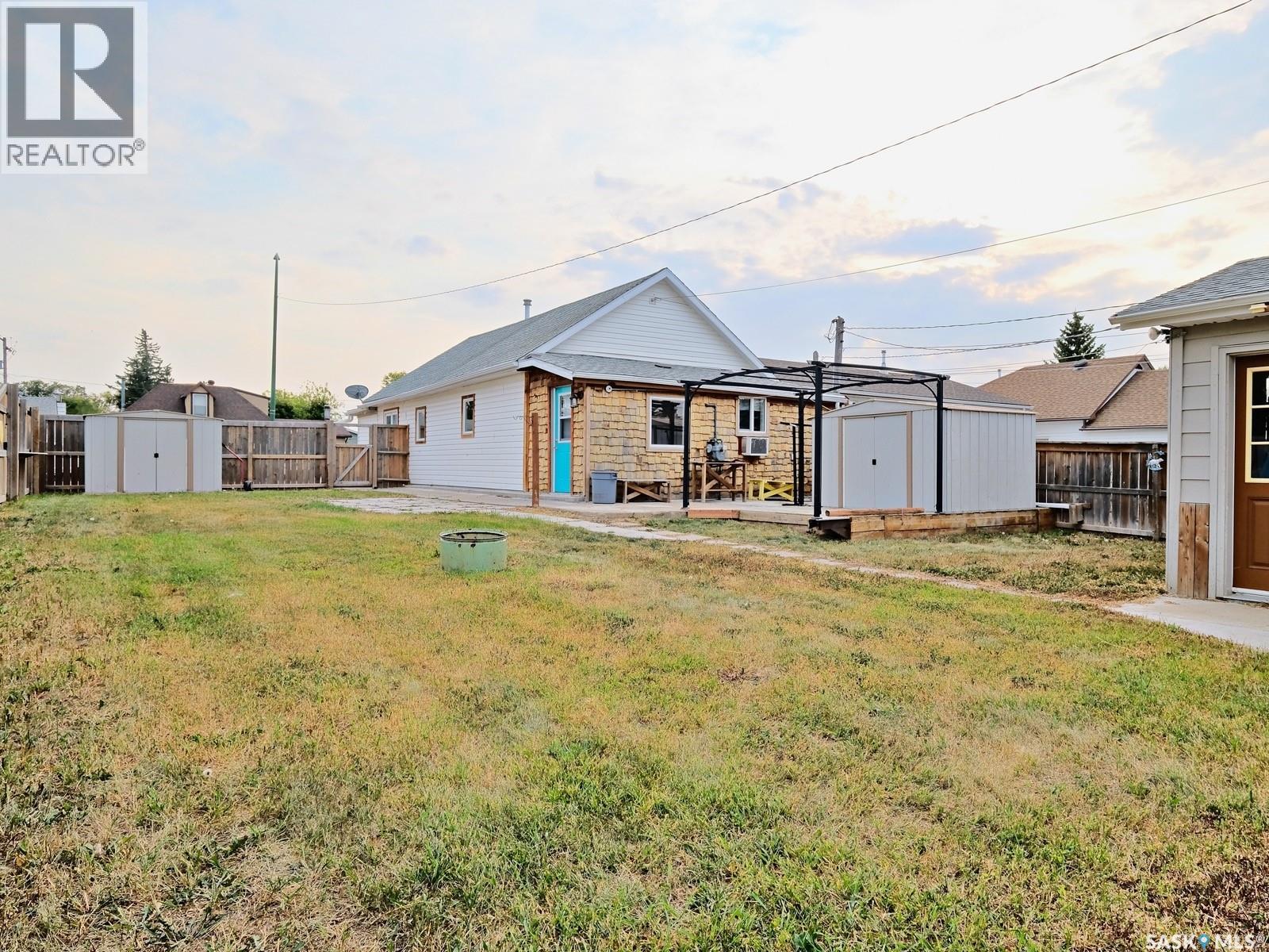 311 5th Avenue W, Biggar, Saskatchewan  S0K 0M0 - Photo 35 - SK018595