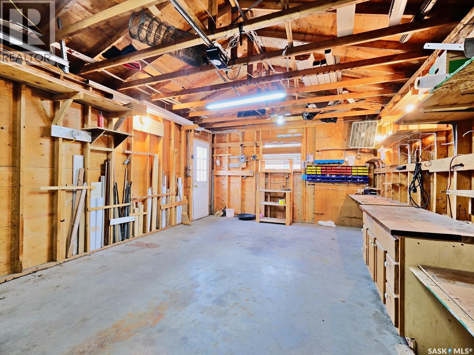 311 5th Avenue W, Biggar, Saskatchewan  S0K 0M0 - Photo 39 - SK018595
