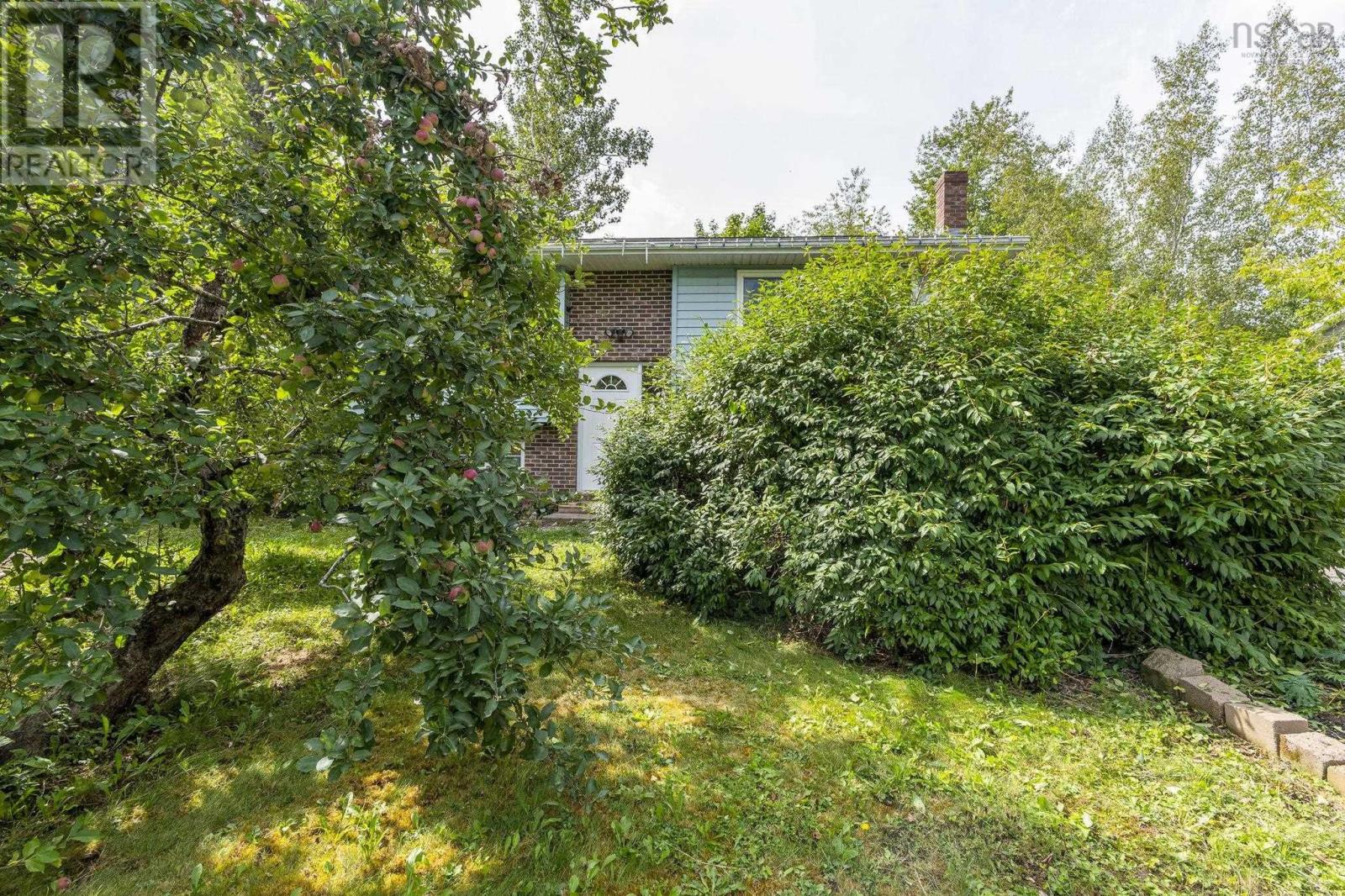 Property at 7 Tannery Drive image 3