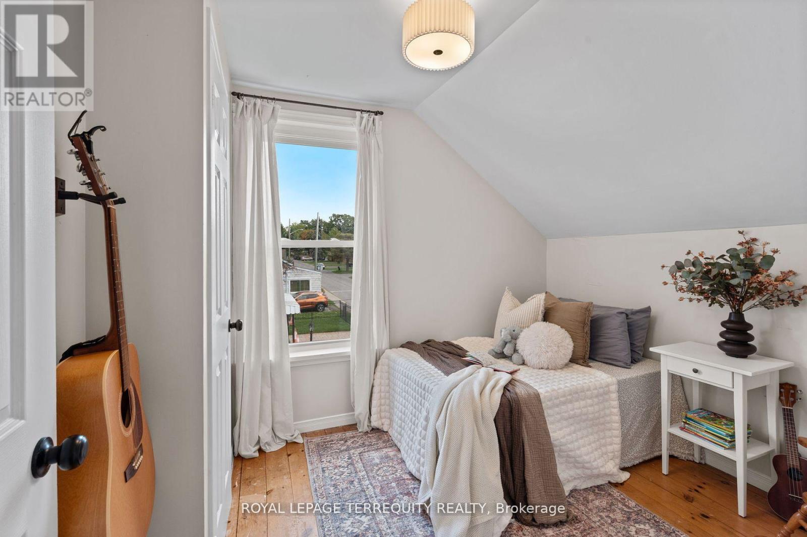 44 Young Street, Port Hope, Ontario  L1A 1M6 - Photo 19 - X12409752