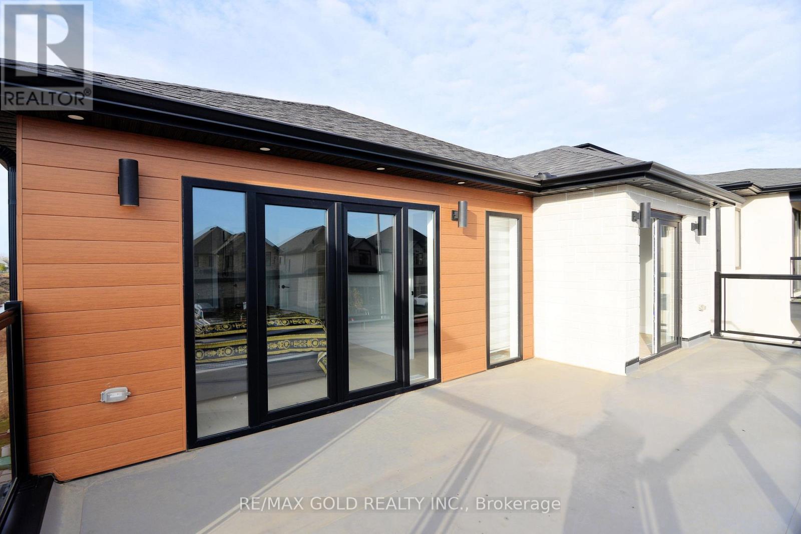 86 Grandville Circle, Brant, Ontario  N3L 0J5 - Photo 28 - X12409769