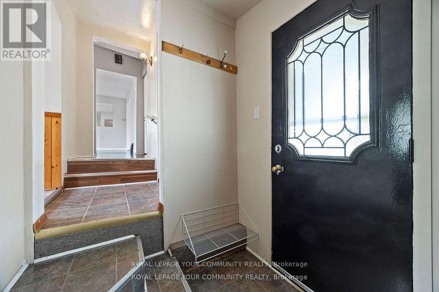 221 Samuelson Street, Cambridge, Ontario  N1R 1K9 - Photo 3 - X12409783