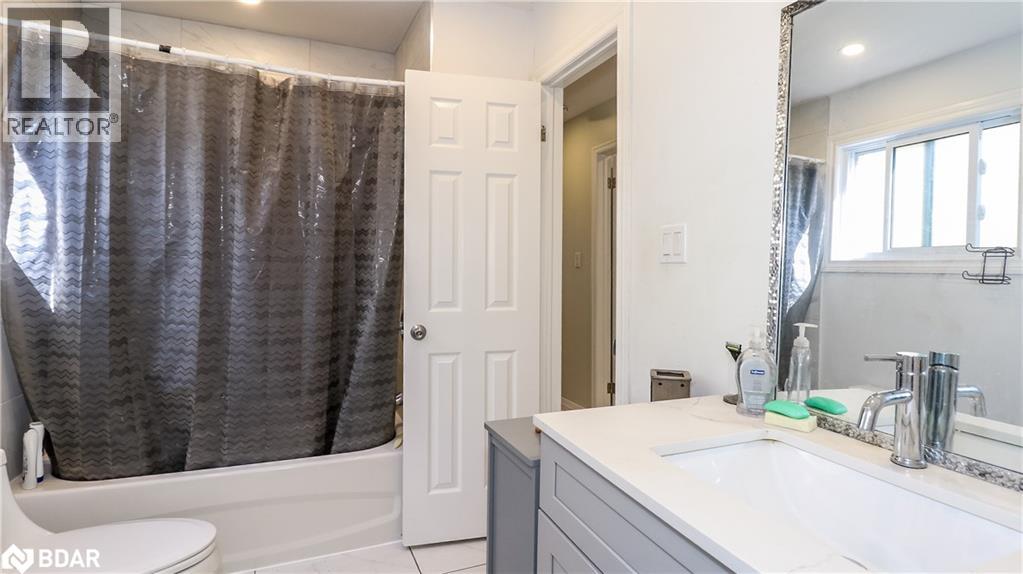 33b Cundles Road E, Barrie, Ontario  L4M 2Z6 - Photo 17 - 40767918