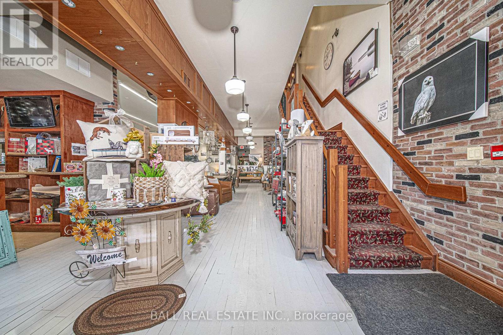 212 Highland Street, Dysart Et Al, Ontario  K0M 1S0 - Photo 6 - X12409755