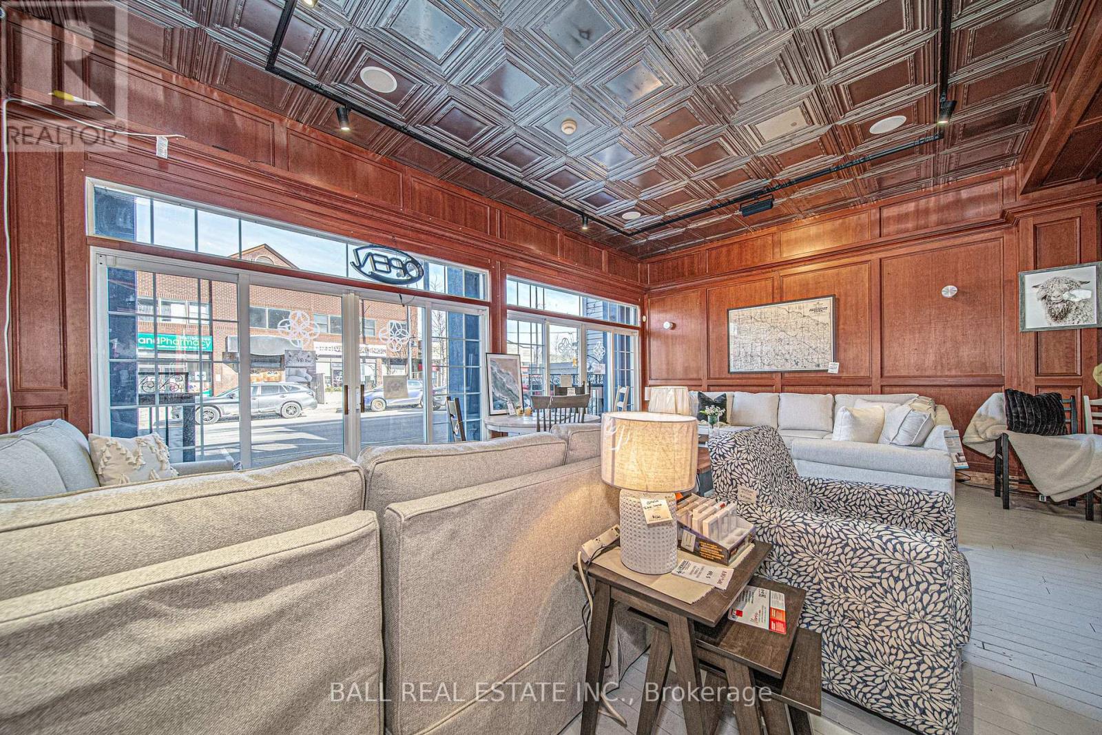 212 Highland Street, Dysart Et Al, Ontario  K0M 1S0 - Photo 7 - X12409755